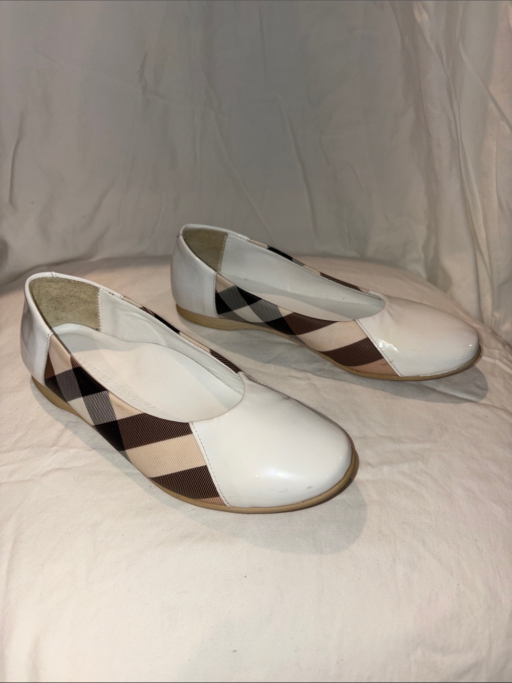 Girls Burberry Nova Check & White Ballet Flats Size 34